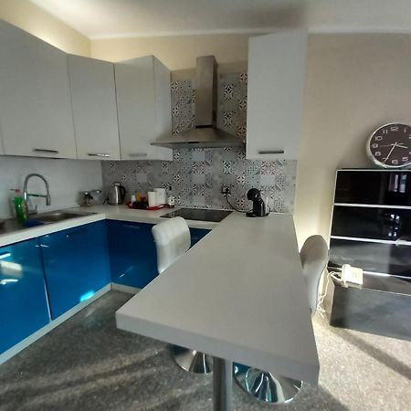 Bluesky Apartment - Third Floor Giardini Naxos Esterno foto